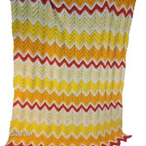 Handmade Crochet Blanket Chevron Zig Zag Pattern Yellow Orange White 42" x 36" A